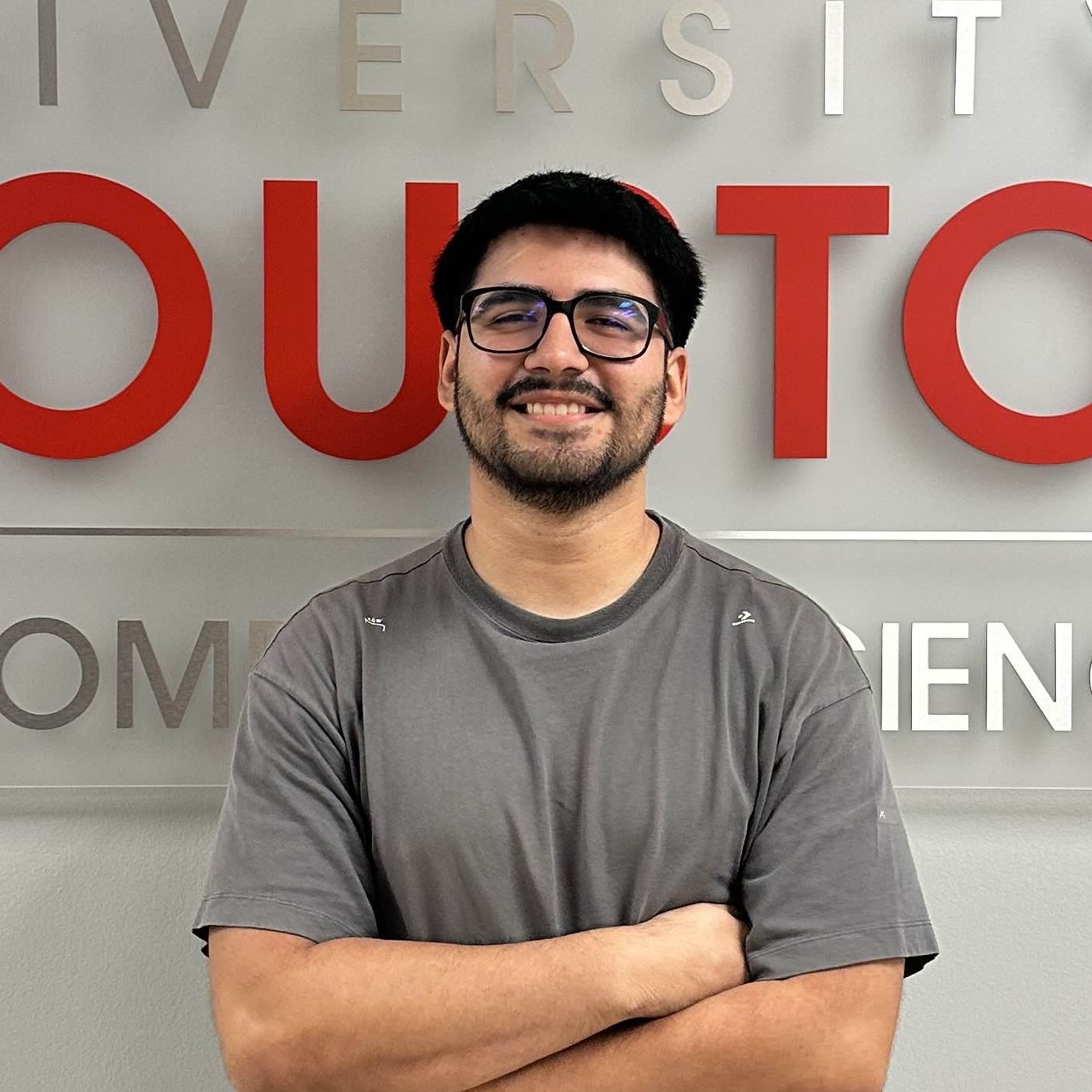 A photo of Luisangel Esparza